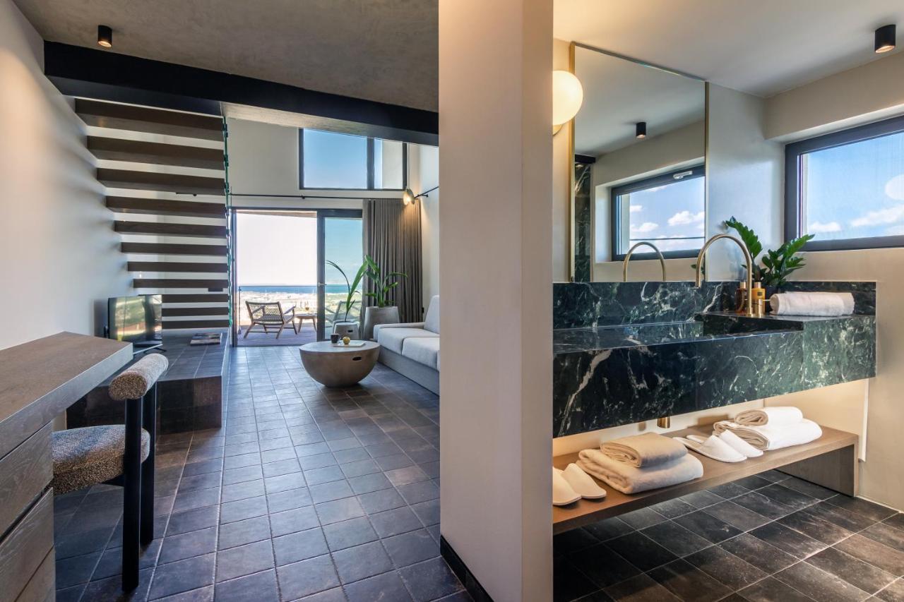 Acro Upscale Residences Corinth Exterior photo