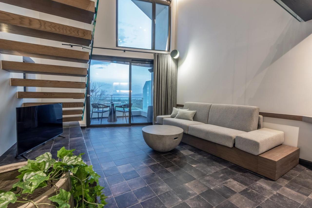 Acro Upscale Residences Corinth Exterior photo