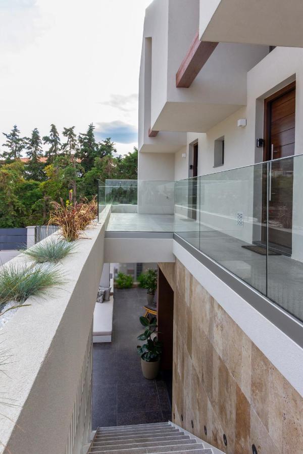 Acro Upscale Residences Corinth Exterior photo